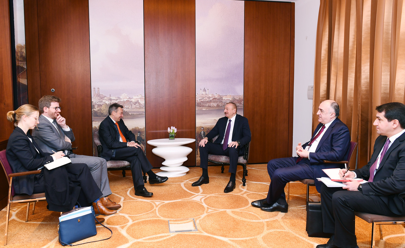İlham Əliyev Beynəlxalq Qırmızı Xaç Komitəsinin prezidenti ilə görüşüb