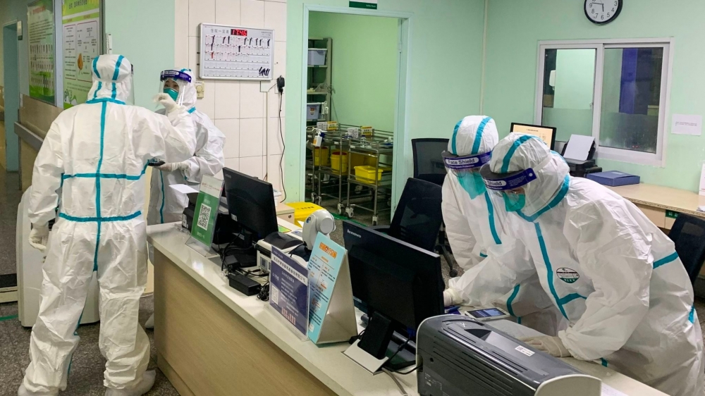 ÜST: Koronavirusun pandemiyaya keçmək ehtimalı davam edir