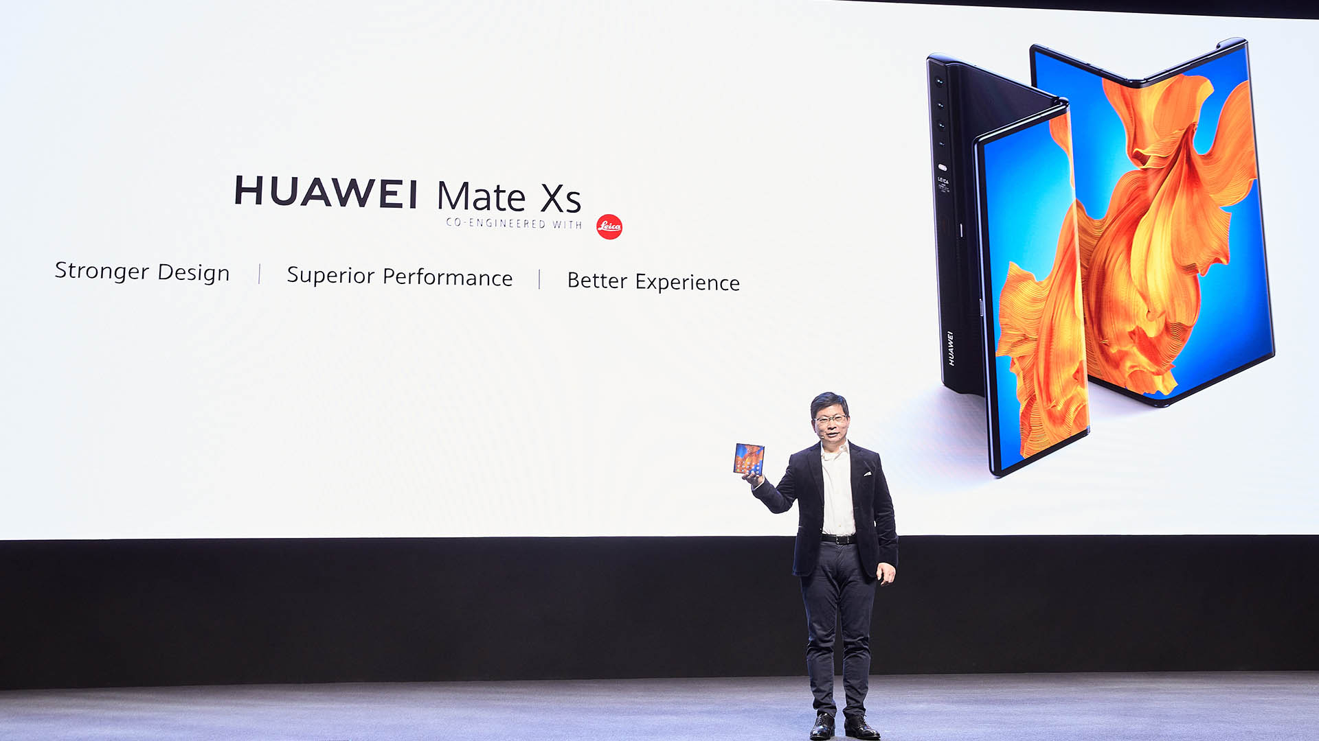 “HUAWEI” şirkəti qatlanan “HUAWEI Mate Xs” smartfonunu təqdim edir