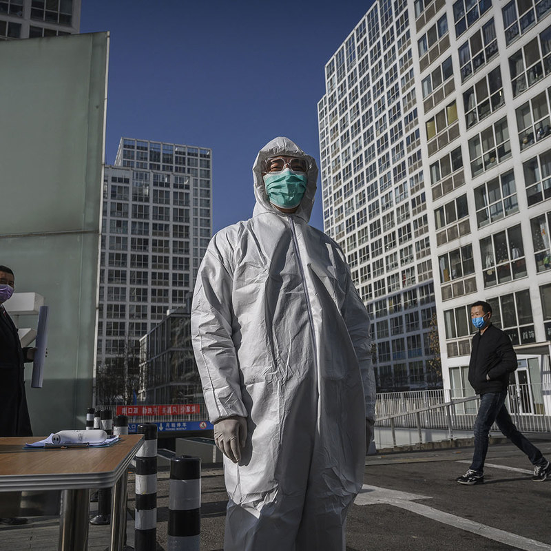 Çinli gənc koronavirusu yenidən Uhana qaytarıb