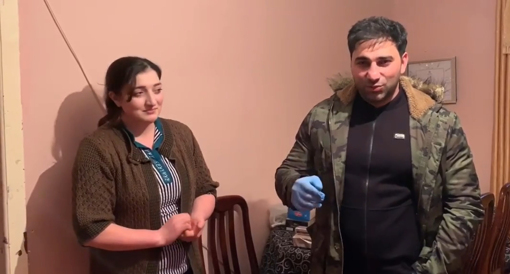Kamil "20 gündür balalarım acdır" deyən qadını tapıb yardım etdi - VİDEO