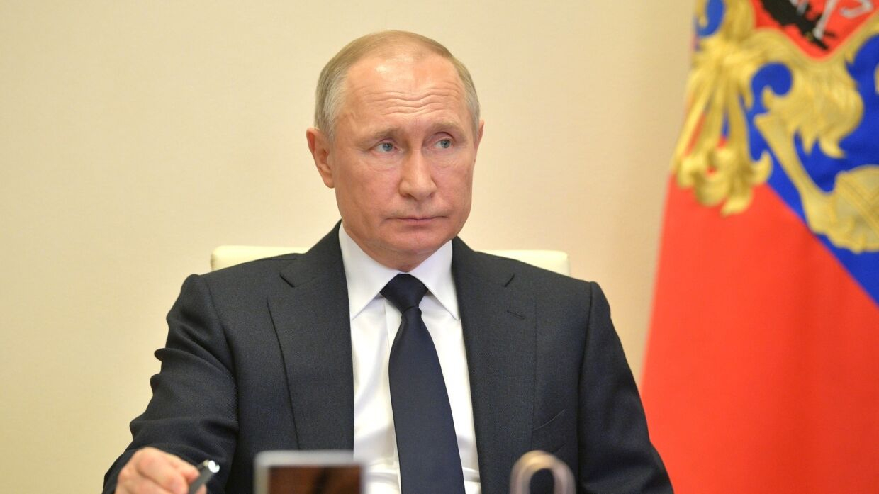 Putin miqrantlara Rusiya vətəndaşlığını almağı sadələşdirdi