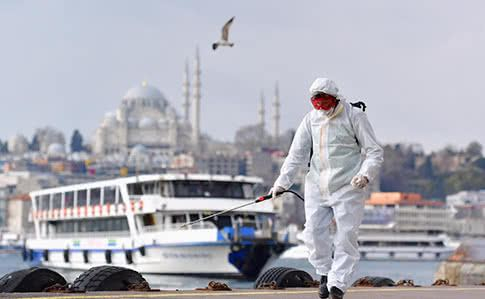Türkiyədə daha 24 nəfər koronavirusdan ölüb