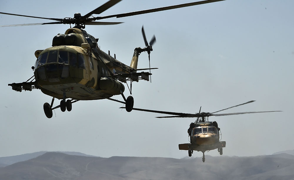 “TurAZ Qartalı - 2020” təlimləri helikopterlərin iştirakı ilə davam edir - VİDEO