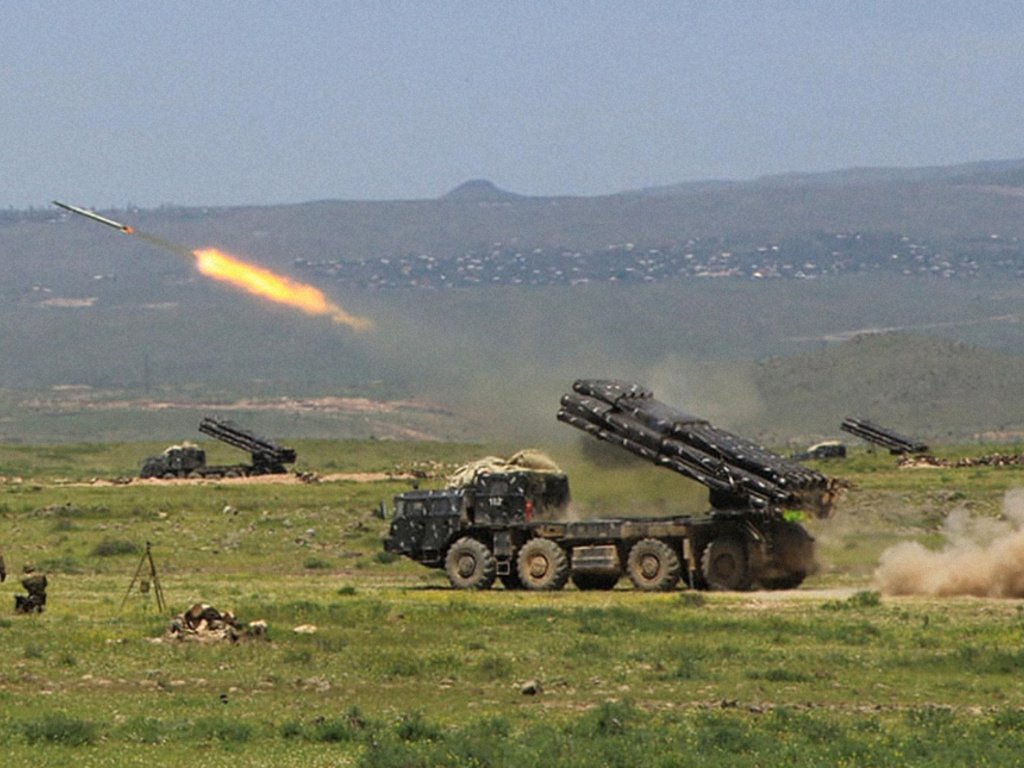 MN: Laçın və Qubadlı Ermənistandan raket-artilleriya atəşinə tutulur