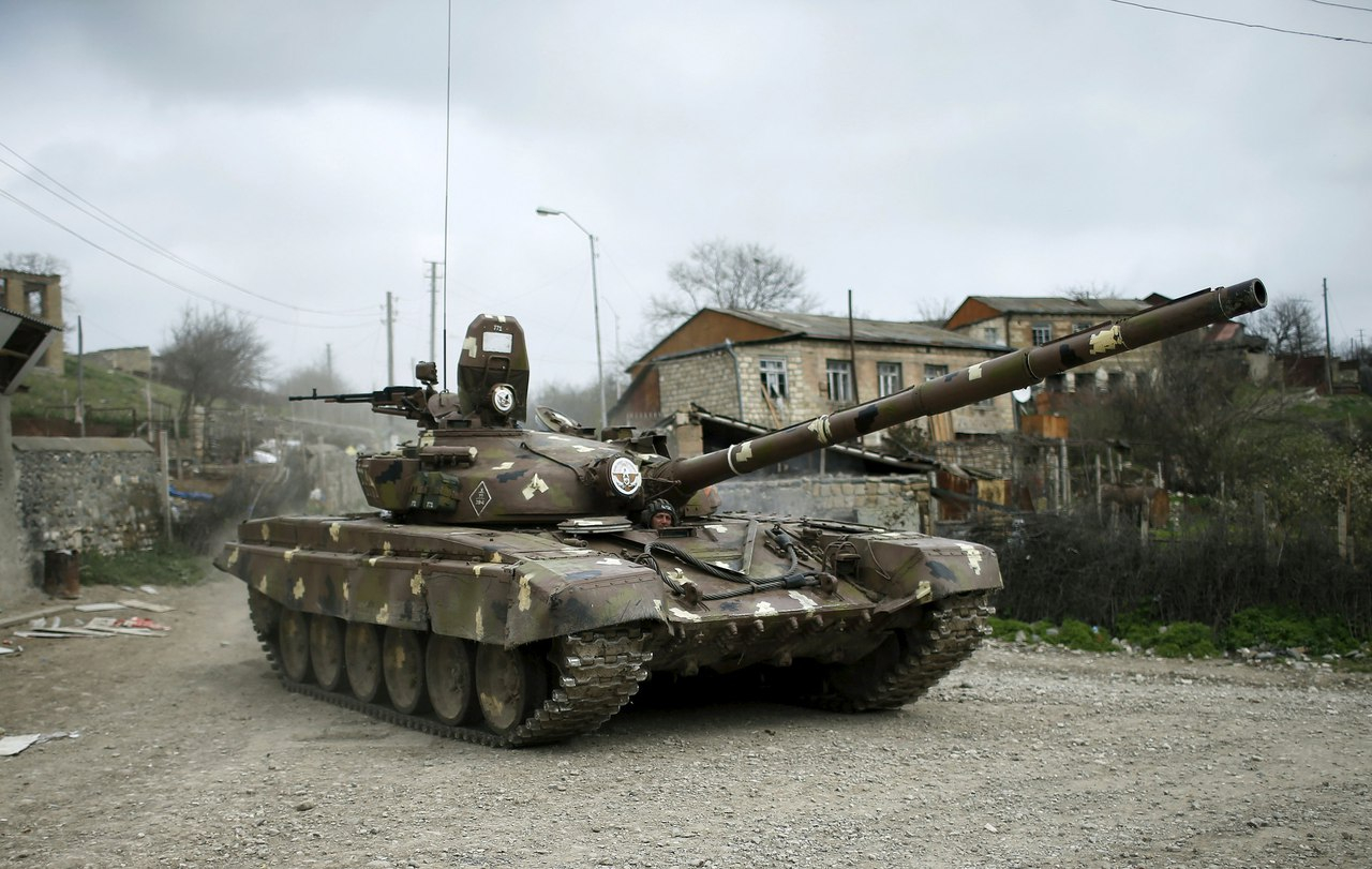 İşğalçı Ermənistan tanklara görə nə qədər pul itirib?