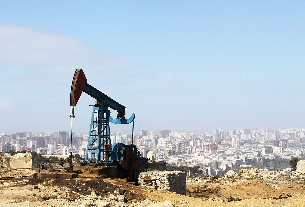 Azərbaycan neftinin qiyməti 48 dolları ötüb