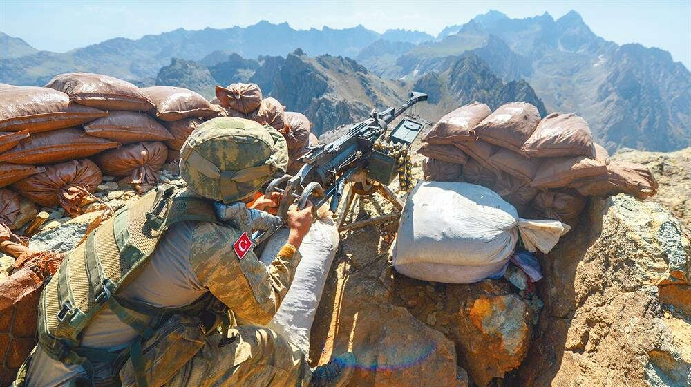 Türkiyə ordusu və kəşfiyyatı İraqın şimalında əməliyyat keçirib