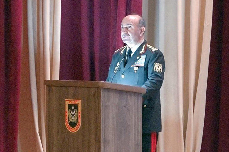 General-polkovnik Kərəm Mustafayev Naxçıvan Qarnizonunda müşavirə keçirdi - FOTO