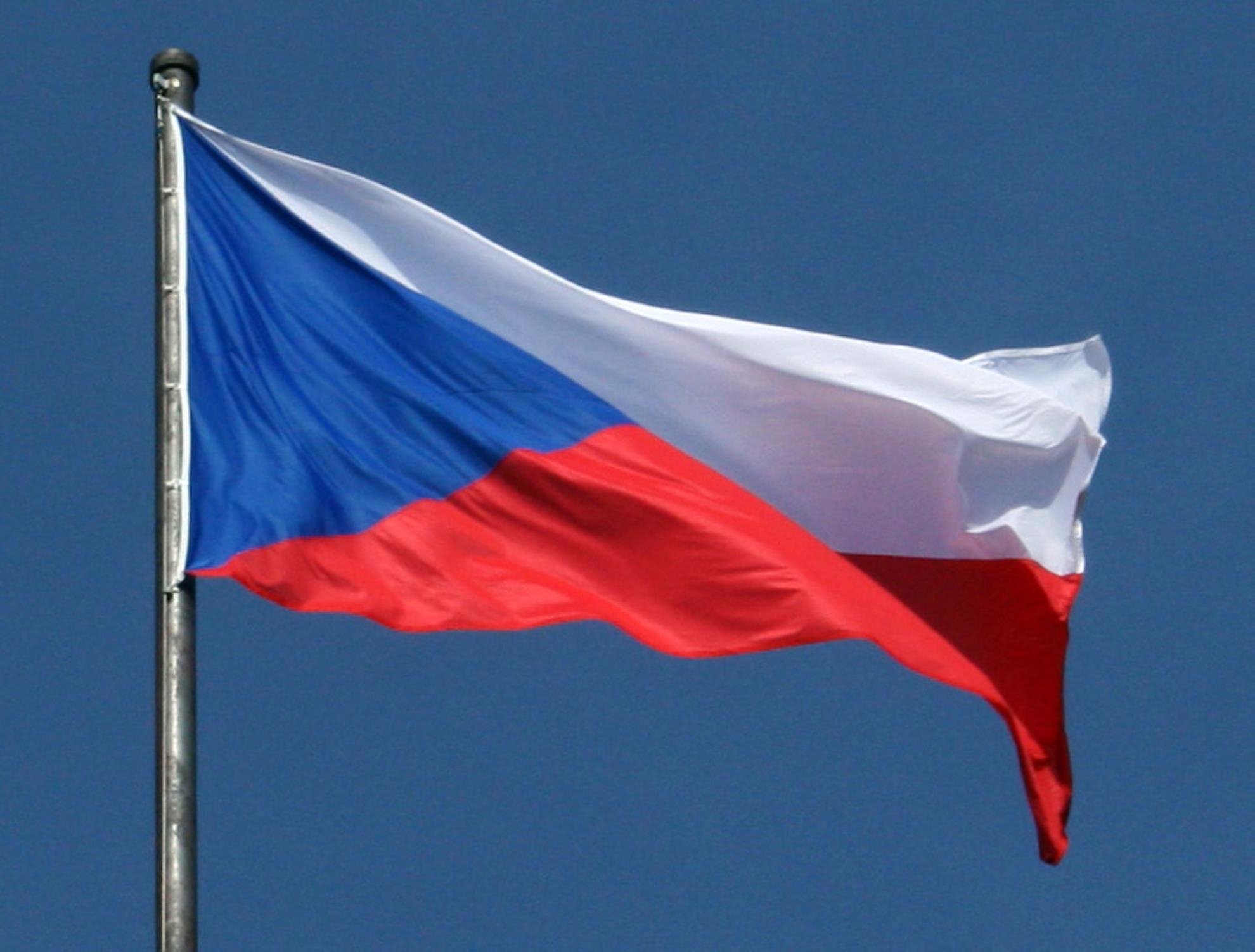 Çexiya 18 rus diplomatının ölkədən çıxarır