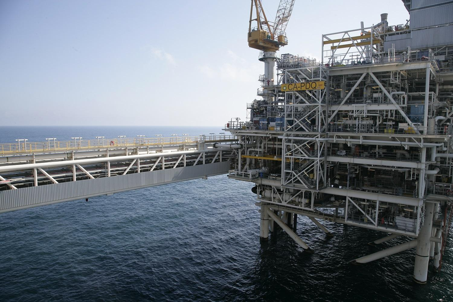 Azərbaycan neftinin qiyməti bahalaşmaqda davam edir