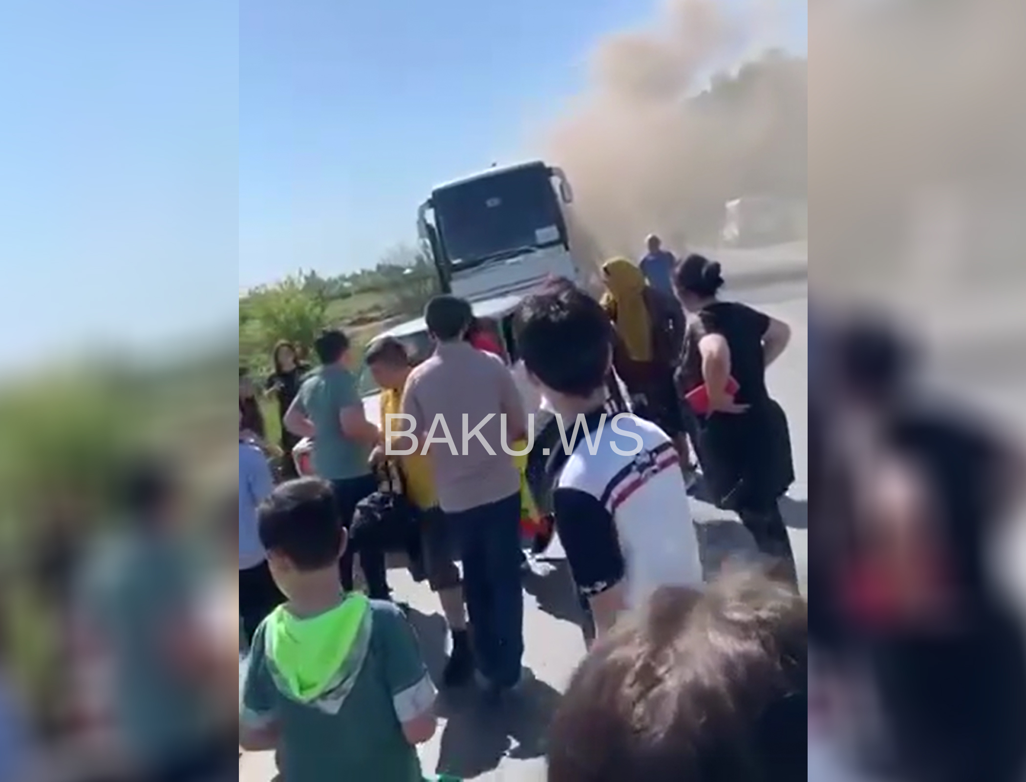 Bakı-Quba yolunda məktəbliləri daşıyan avtobus yanıb - VİDEO
