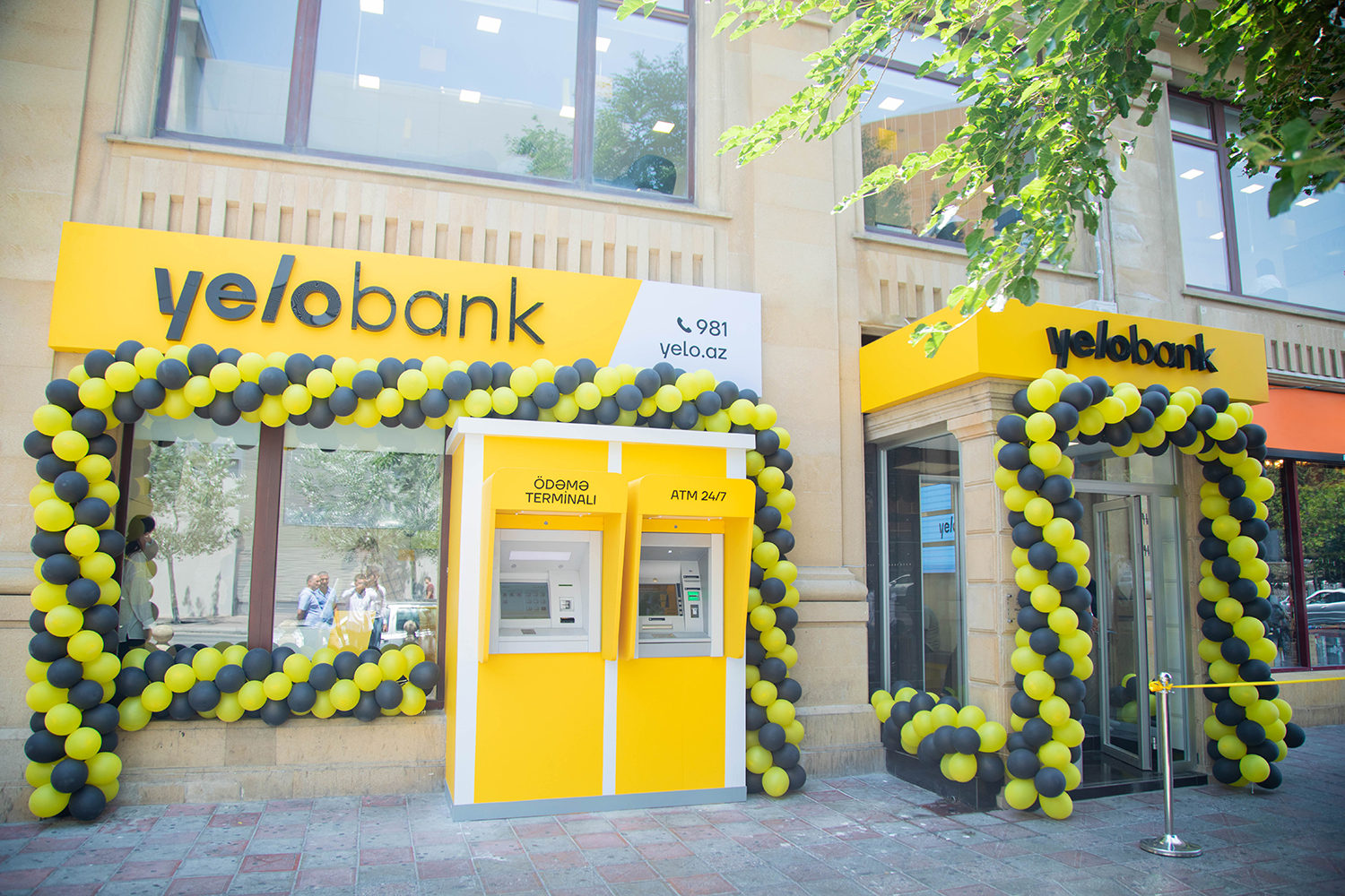 Yelo Bank yeni konseptdə “28 May” filialını açıb