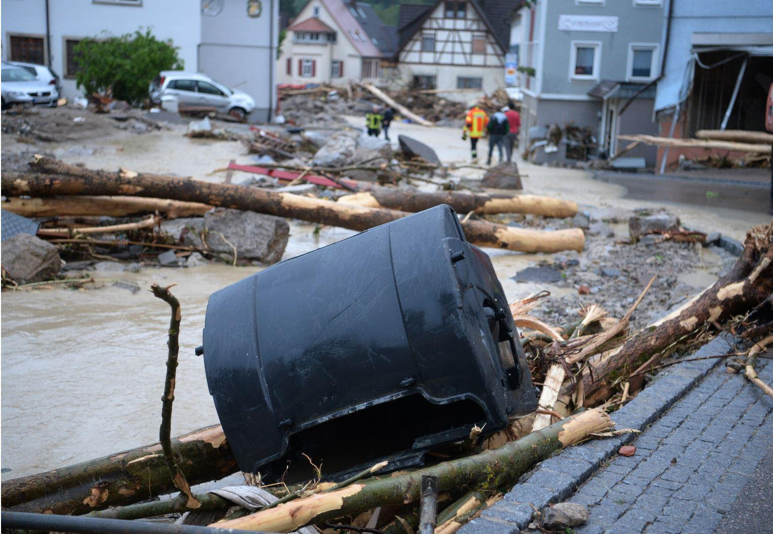 Almaniyada sel 50-ə yaxın insanın həyatına son qoydu - VİDEO
