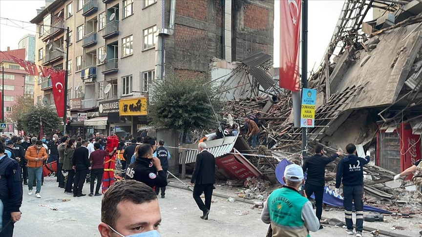 Türkiyədə çökən binanın altından 13 nəfər xilas edildi - VİDEO/FOTO/YENİLƏNİB