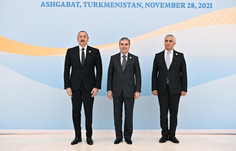 Prezident İlham Əliyev Aşqabadda İƏT-in XV Zirvə toplantısında iştirak edir - FOTO - YENİLƏNİB