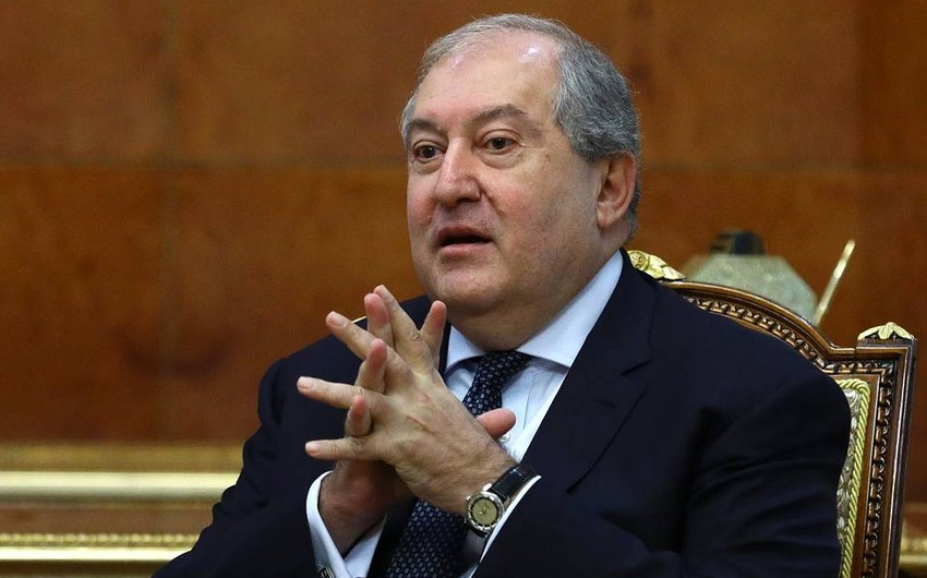 Ermənistan prezidenti istefa verdi