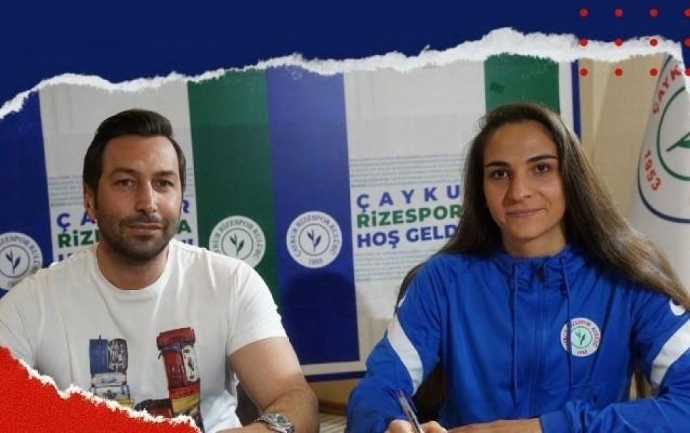 Qadın futbolçumuz Vüsalə Seyfəddinova Türkiyənin “Çaykur Rizespor” klubu ilə müqavilə imzalayıb