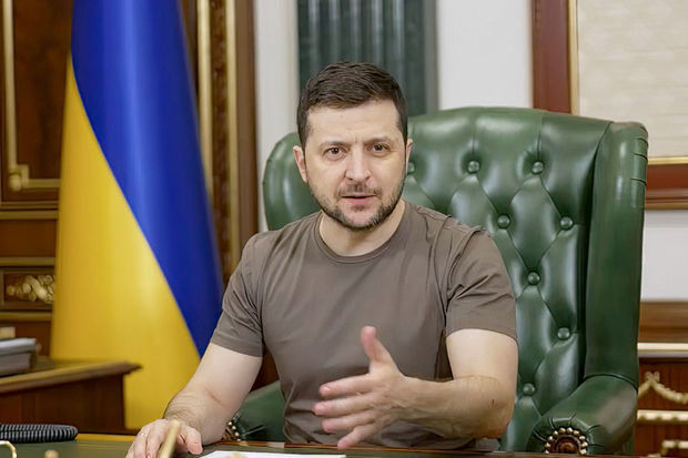 Zelenski: “Ukrayna Silahlı Qüvvələri iki min rusiyalı hərbçini əsir götürüb”