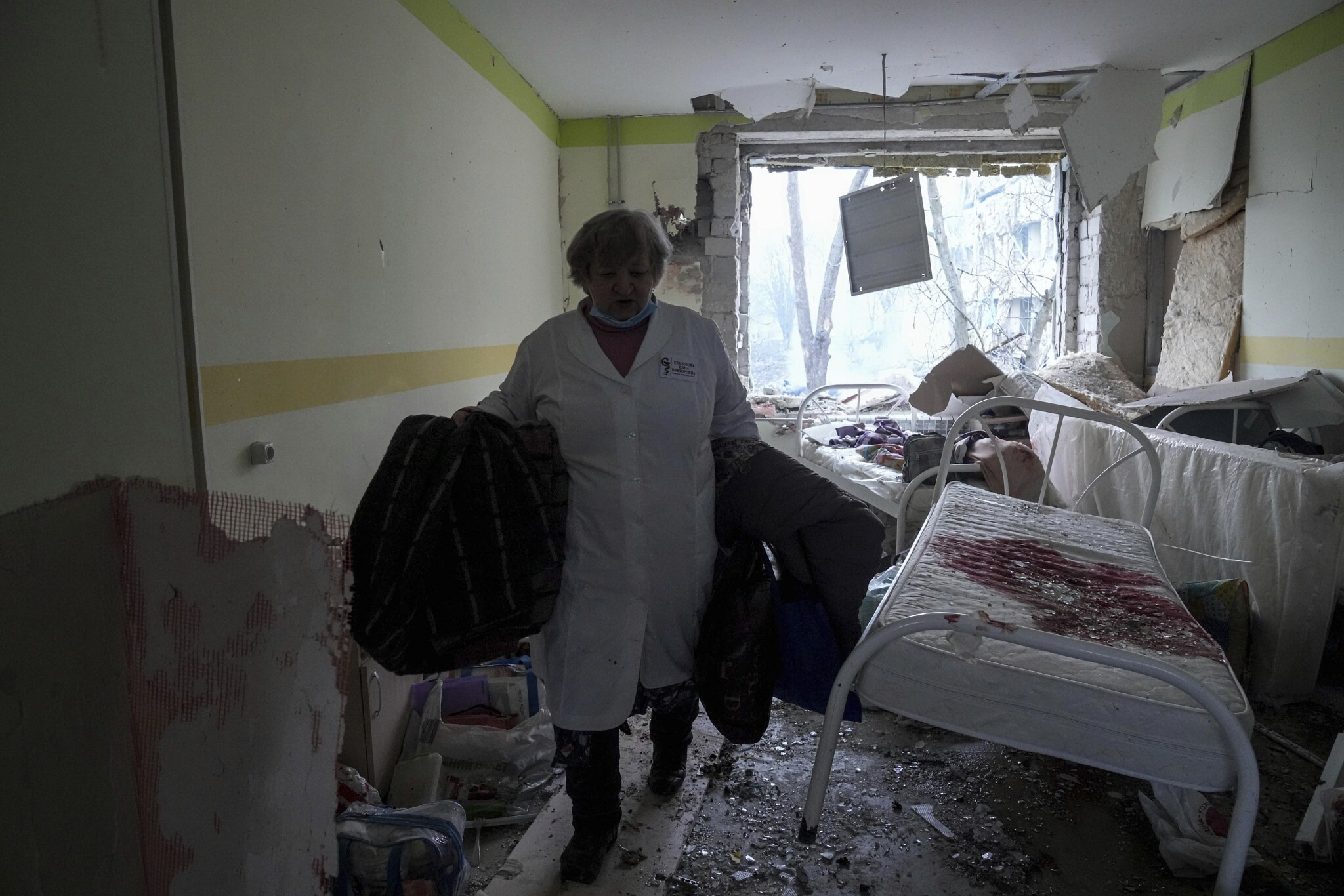 Ukraynanın Luqansk vilayətində bütün xəstəxanalar dağıdıldı