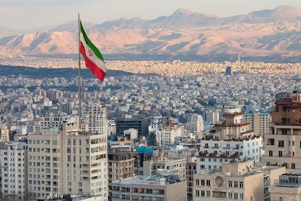 Etirazları dağıtmaq üçün Tehrana xüsusi təyinatlı qüvvələr yeridilir - VİDEO