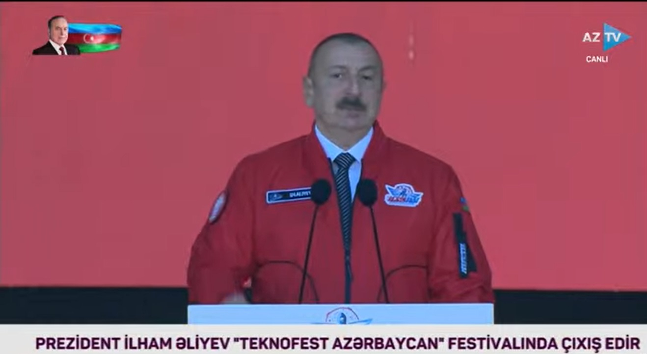 Azərbaycan Prezidenti: "Əziz qardaşımın bizimlə bərabər olması ikiqat bayramdır" - VİDEO