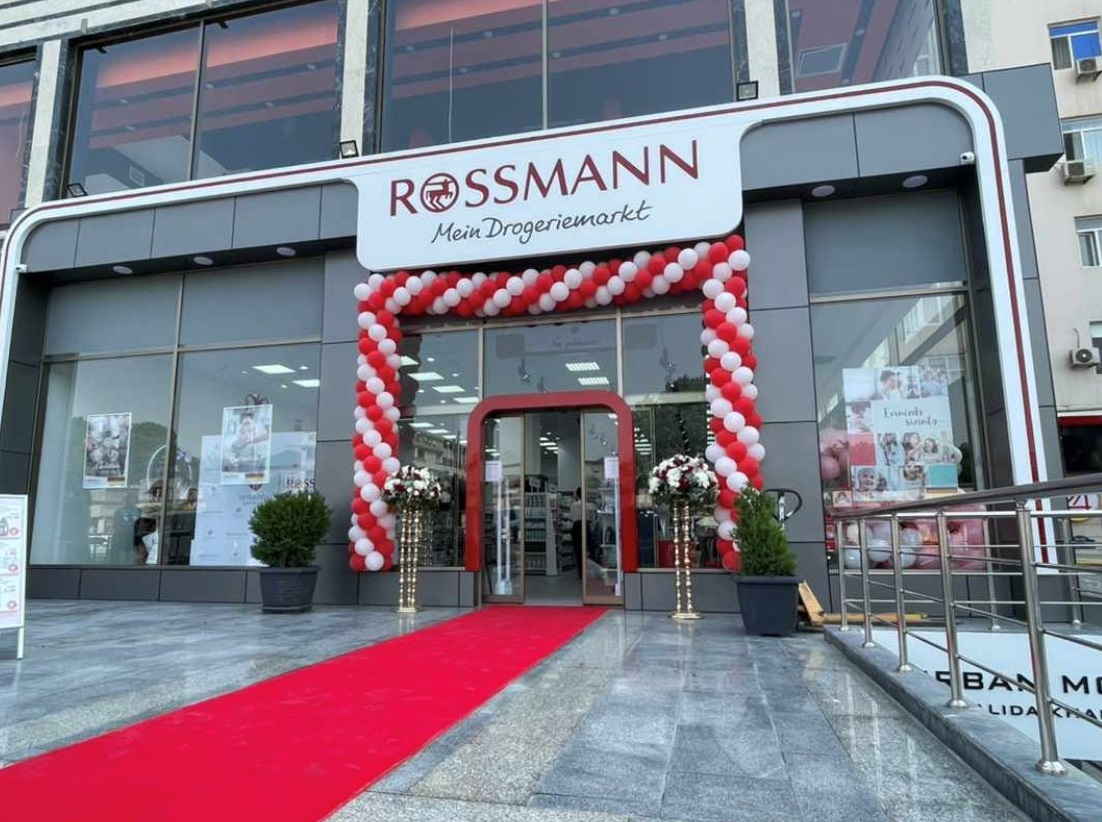 “Veysəloğlu” alman markası “Rossmann”ı ölkəmizə gətirdi! - FOTO