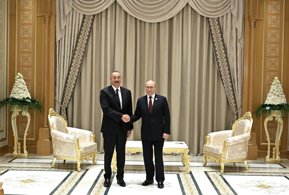 Prezident İlham Əliyev Aşqabadda Vladimir Putin ilə görüşüb - YENİLƏNİB