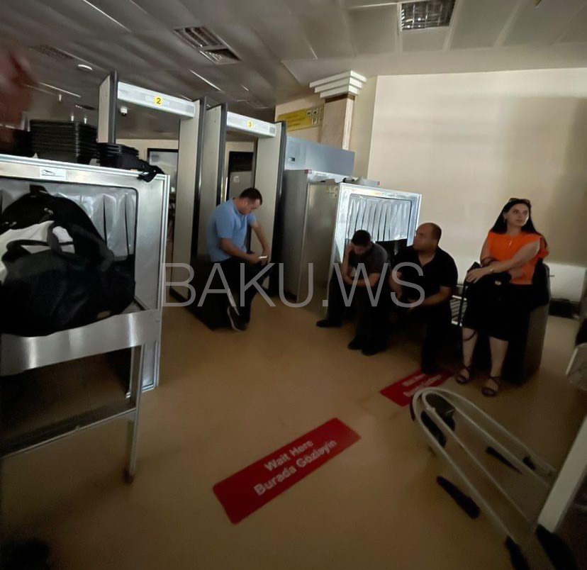 Heydər Əliyev Beynəlxalq Aeroportunda işıqlar söndü - FOTO/VİDEO