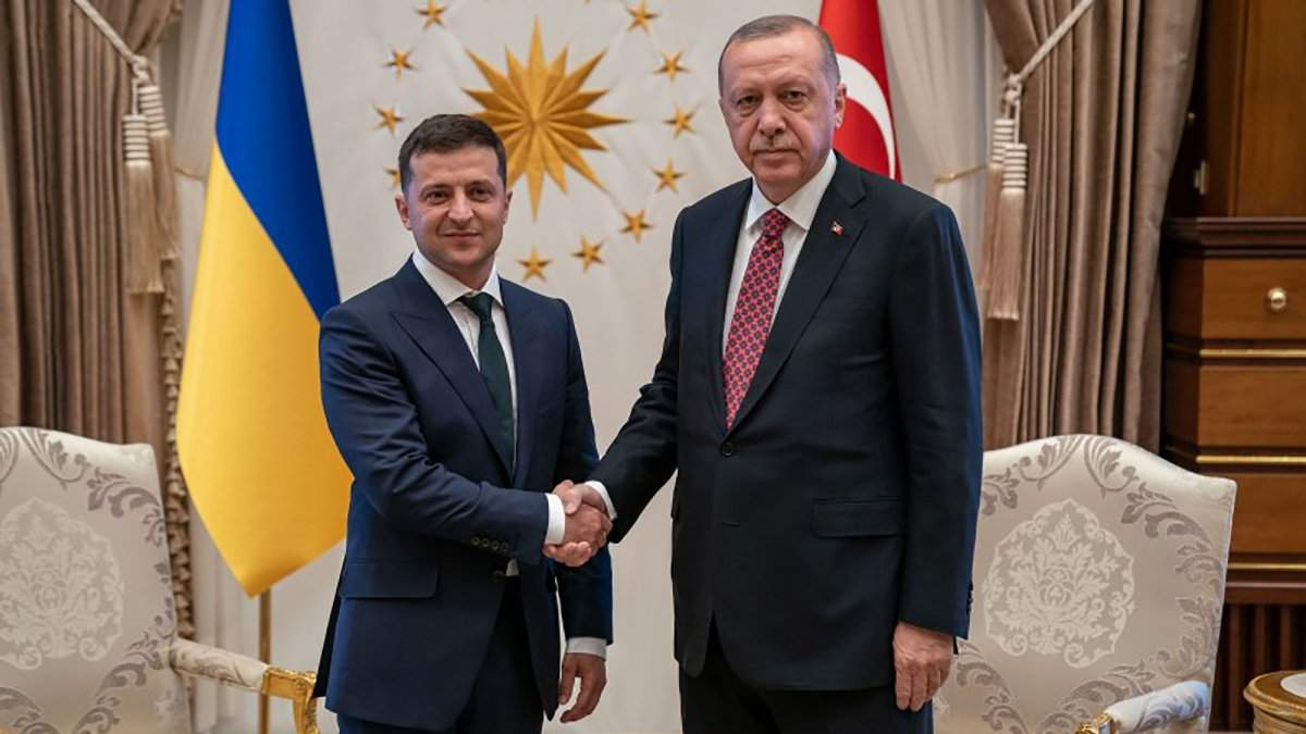 Türkiyə və Ukrayna liderlərinin görüşü başlayıb
