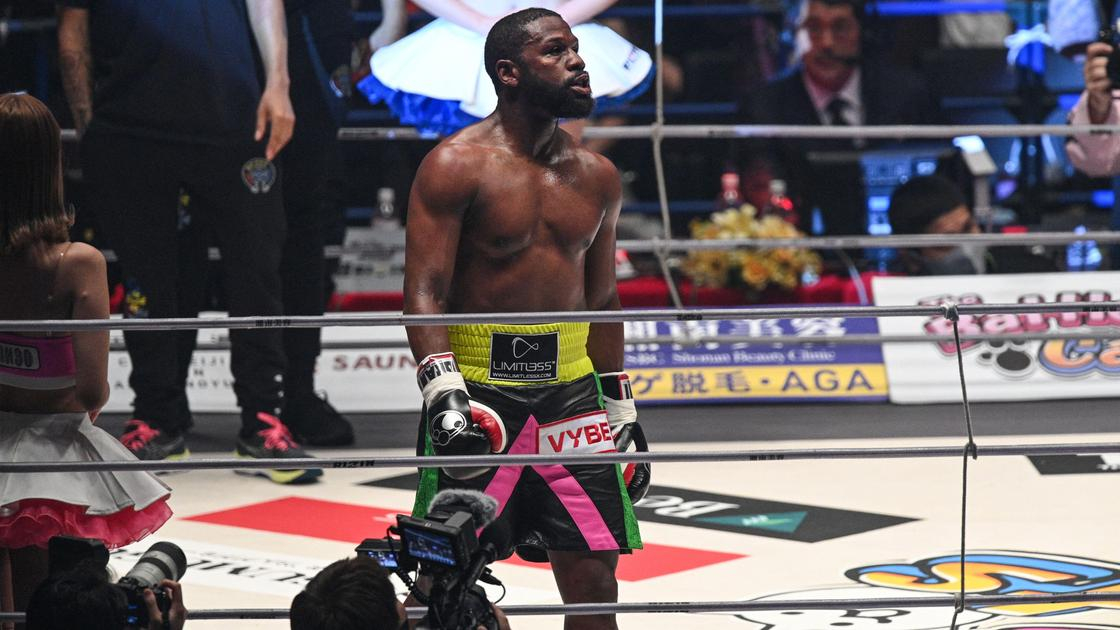 Floyd Meyvezer yaponiyalı MMA döyüşçüsünü nokautla məğlub edib - VİDEO