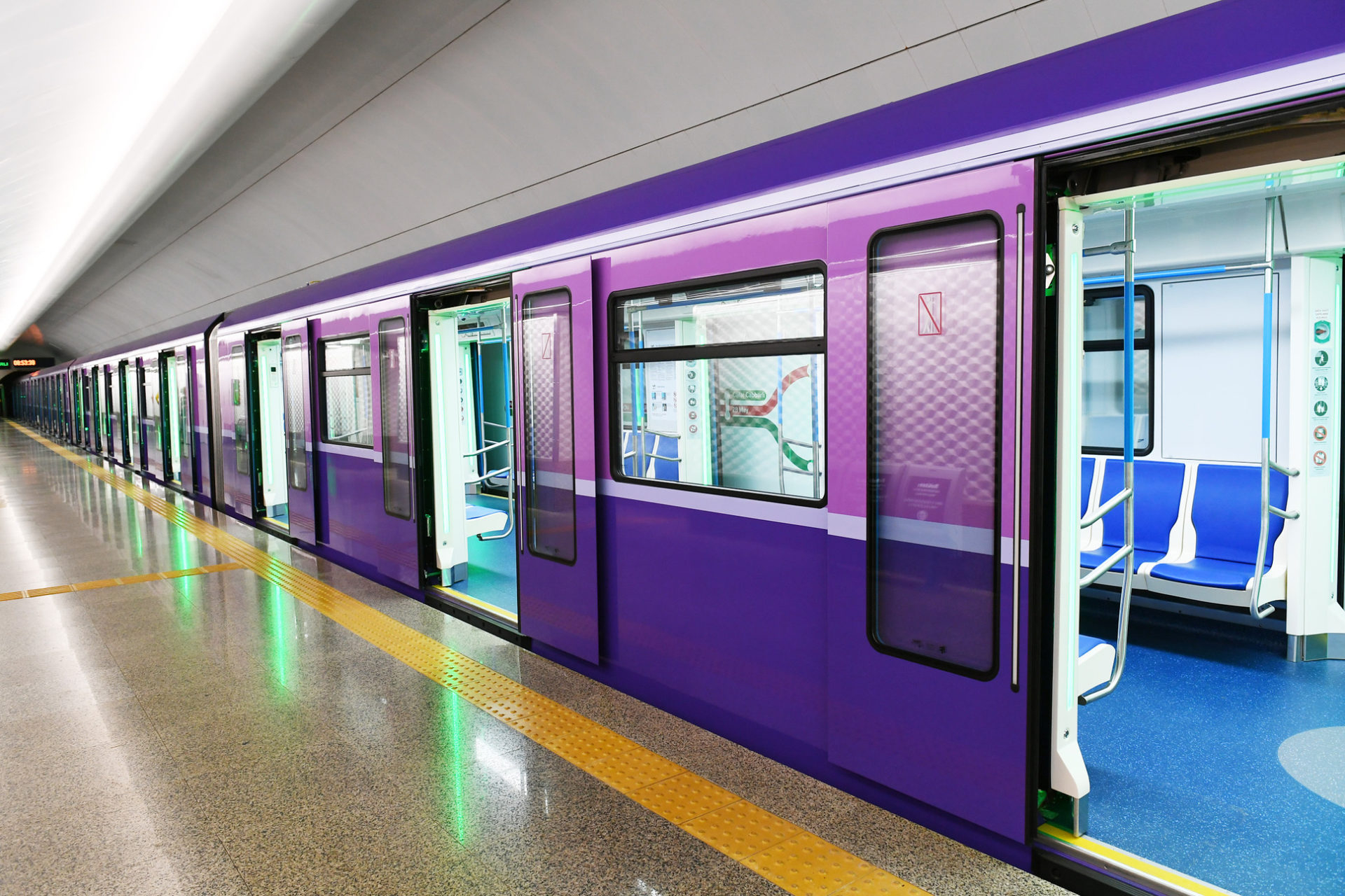 Bakı Metropoliteni yeni metrostansiyasının açılışına hazırlaşır
