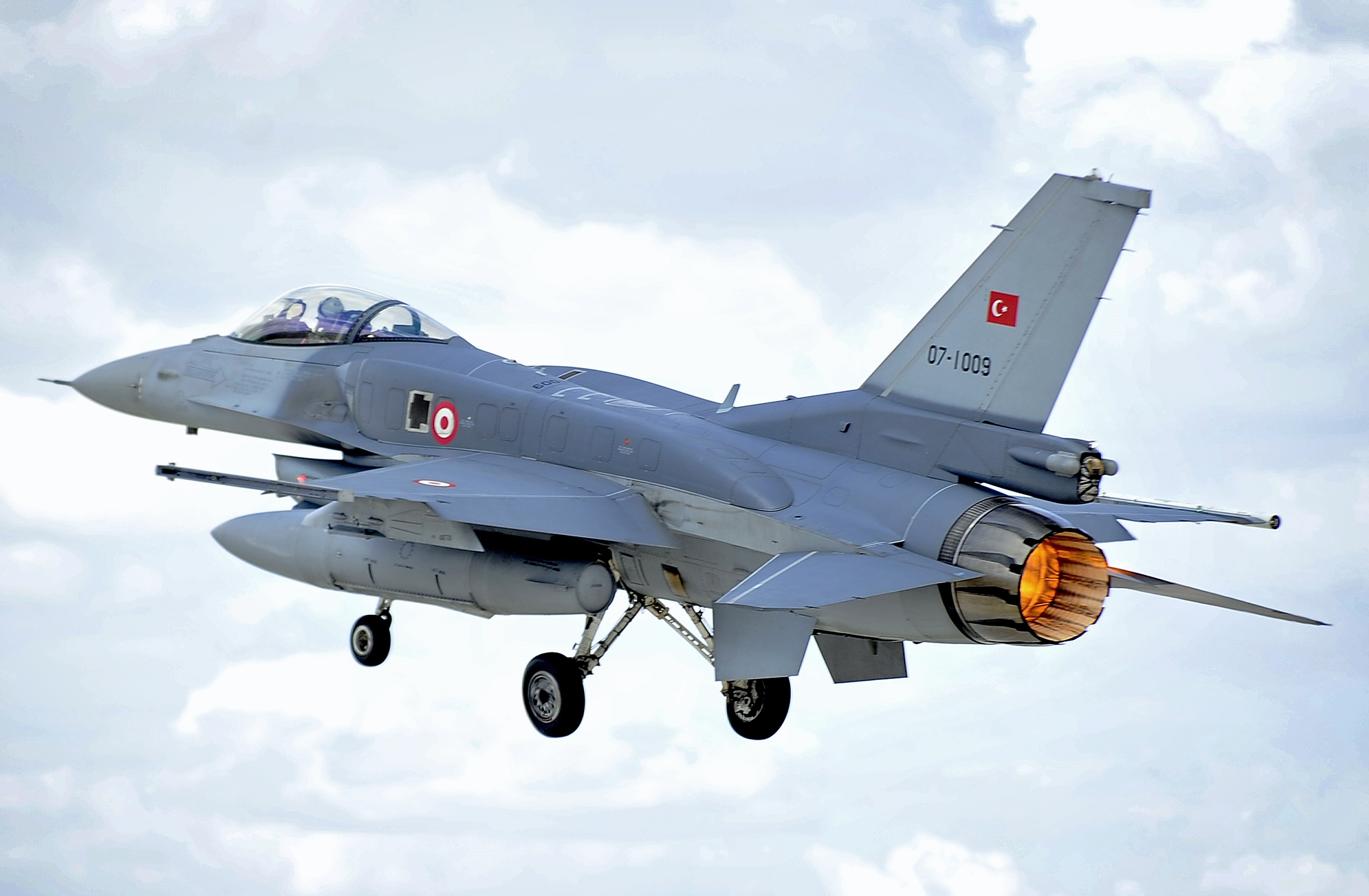 Azərbaycan və Türkiyə ordularının birgə təlimində “F-16” qırıcıları - VİDEO