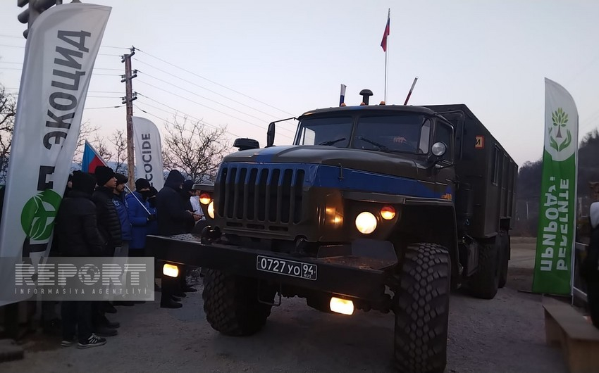 Xankəndi-Laçın yolunda Rusiya sülhməramlılarının daha 2 avtomobili maneəsiz hərəkət edib - FOTO