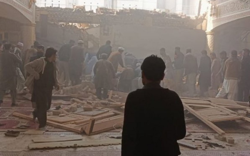 Pakistanda məsciddə partlayış: 25 ölü, 120-dən artıq yaralı - VİDEO - YENİLƏNİB