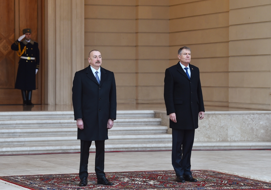 Rumıniya Prezidentinin rəsmi qarşılanma mərasimi olub - FOTO