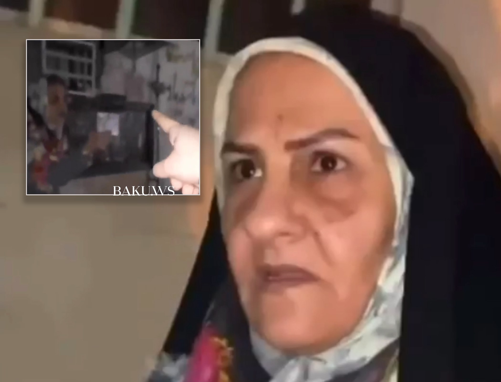 İranda qadın məmur hicabsız qıza hücum edib - VİDEO