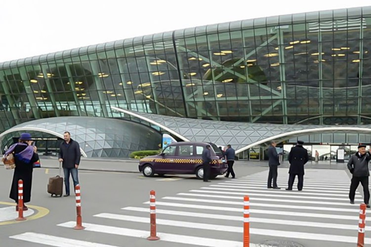 Bakı aeroportunda Özbəkistan vətəndaşı saxlanıldı