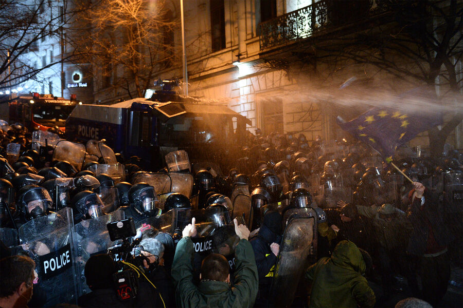 Tbilisidə etiraz aksiyası zamanı 66 nəfər saxlanılıb - FOTO/VİDEO - YENİLƏNİB