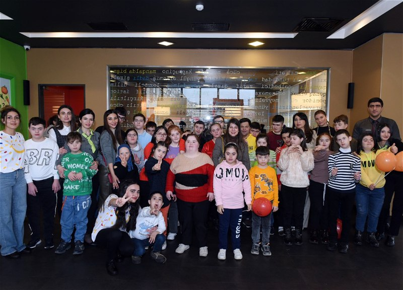“Günəşli ürəklər”: “McDonald’s Azərbaycan” daun sindromlu uşaqlar üçün xeyriyyə layihəsinə start verir - FOTO