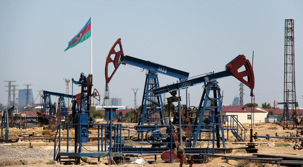 Azərbaycan neftinin qiyməti 75 dollardan aşağı düşüb