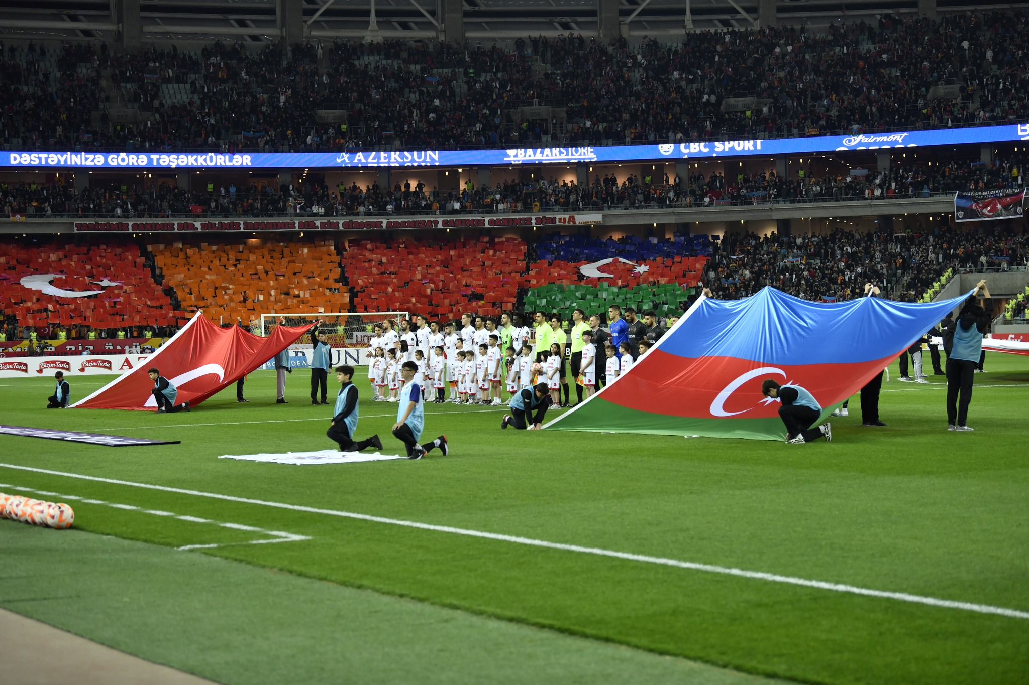 “Qarabağ” - “Qalatasaray” oyununa 30 manata bilet aldılar, qırıq oturacaqlarla qarşılaşdılar - VİDEO