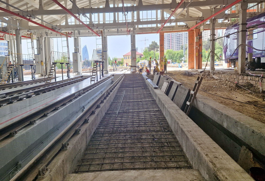 Metronun depo yollarının yarıdan çox hissəsində dəmir-beton şpallar tətbiq edilib - FOTO
