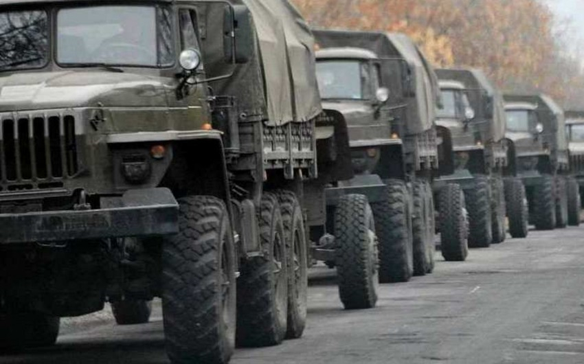 Rostovdan Moskvaya uzanan avtomobil yolunda hərbi texnika yerləşdirilib