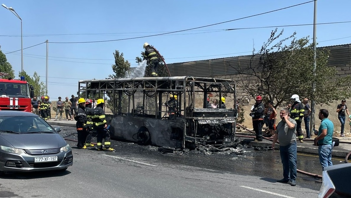 DİN-dən Bakıda yanan sərnişin avtobusu ilə bağlı MƏLUMAT - VİDEO - YENİLƏNİB