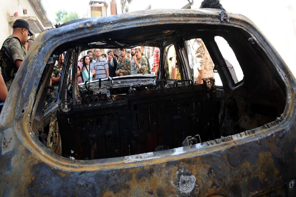 Suriyanın paytaxtı Dəməşqdə bombalı hücum: 5 ölü, 26 yaralı - FOTO