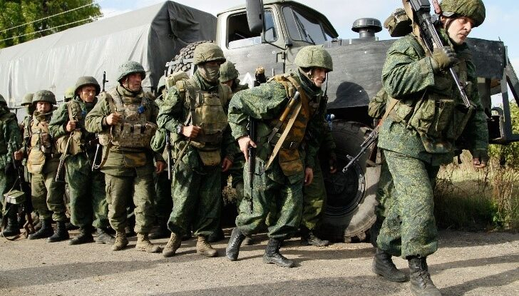 Britaniya kəşfiyyatı: Rusiya Ukraynanın cənubunda daha bir ordu yaradır