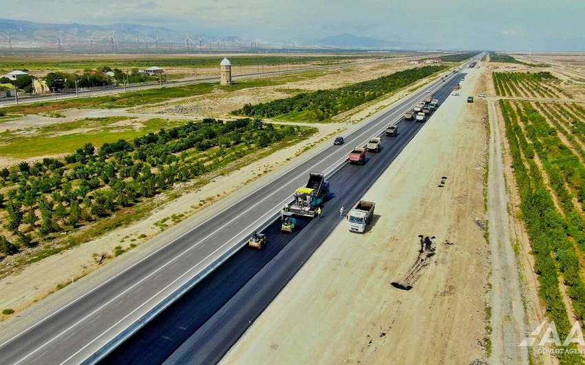Bakı-Quba avtomobil yolunun bir hissəsində yenidənqurma işləri yekunlaşır - VİDEO
