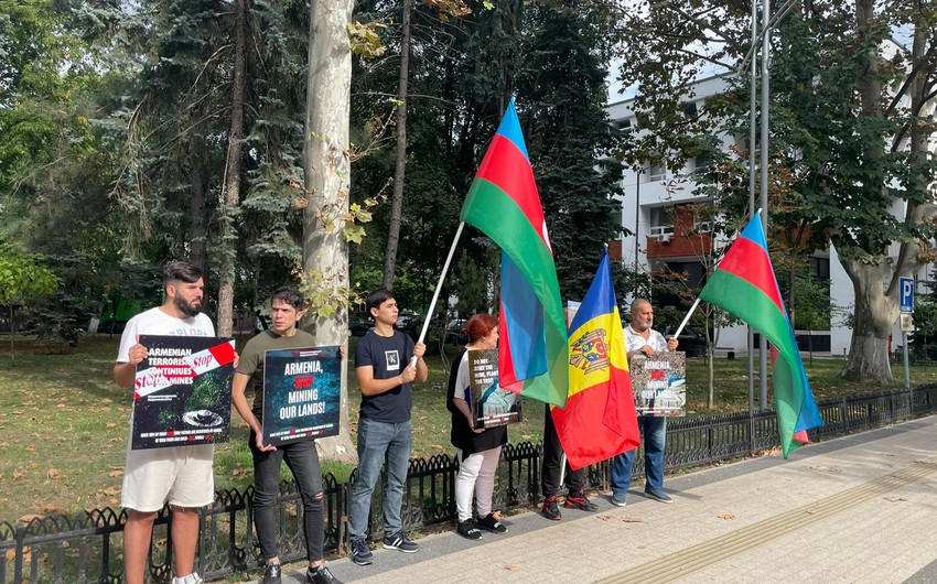Moldova azərbaycanlıları BMT-nin Kişineudakı nümayəndəliyi qarşısında aksiya keçiriblər - FOTO