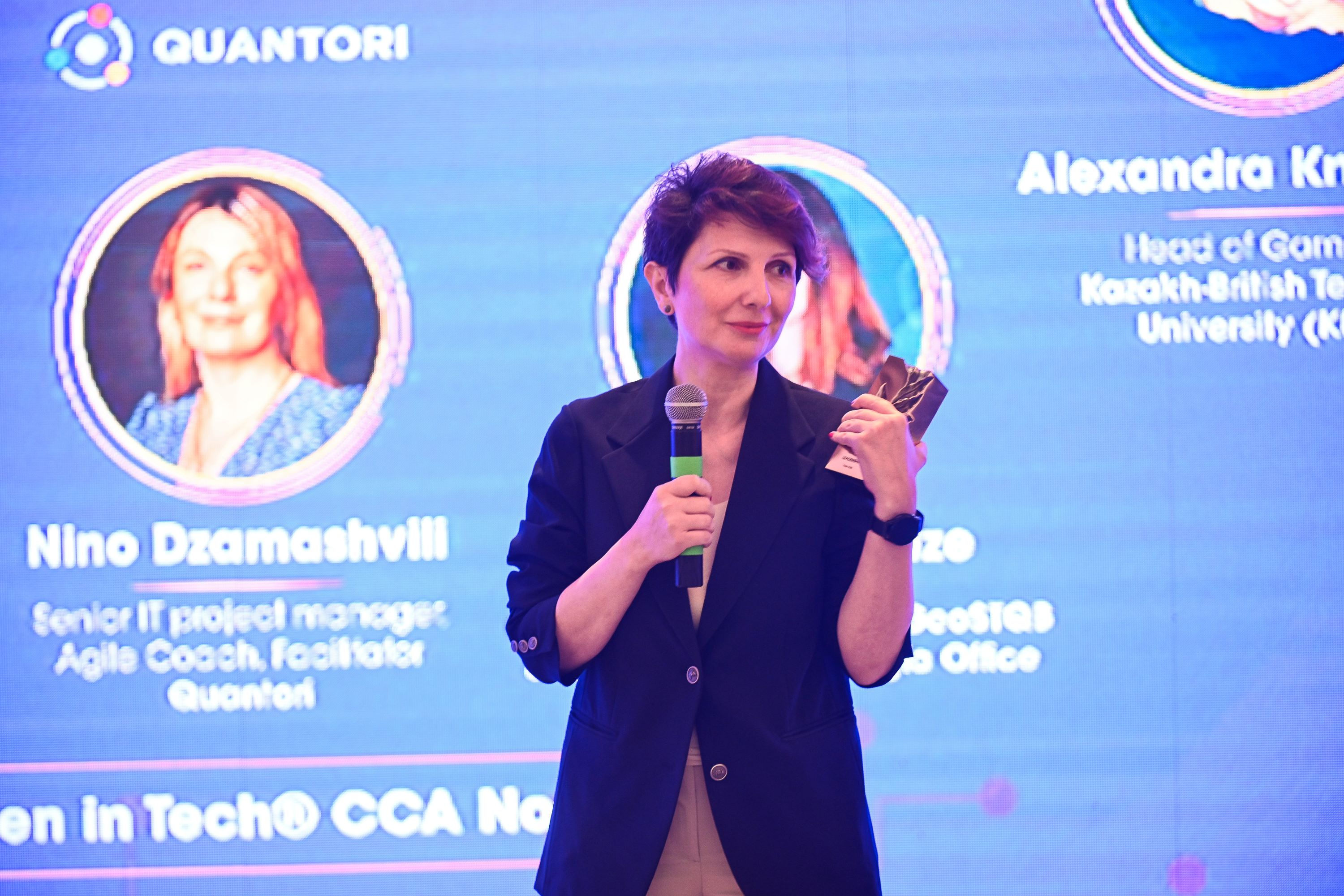 AzerTelecom-un Baş icraçı direktoru nüfuzlu “Global Leadership Women in Tech®” Mükafatına layiq görülüb - FOTO